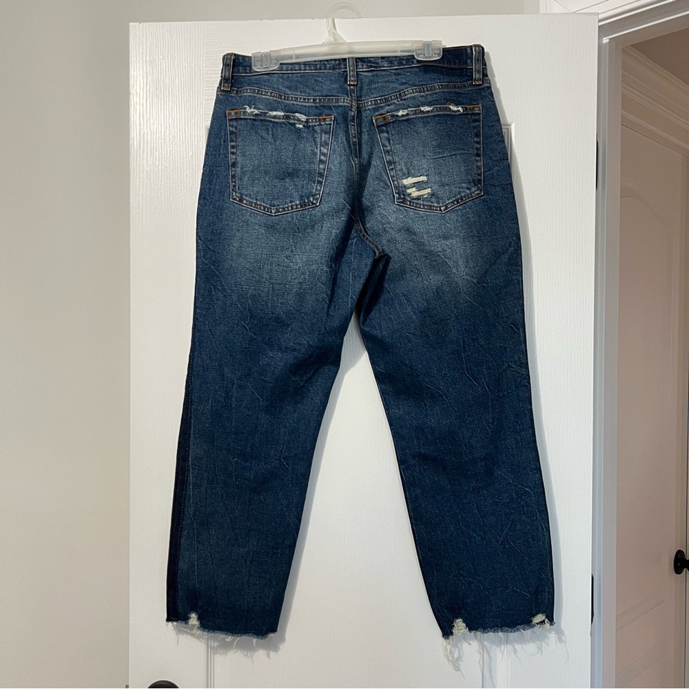 Abercrombie & Fitch Simone High Rise Ankle Straight Leg Distressed Jeans - Picture 7 of 11